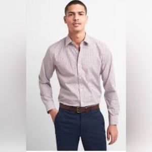 NWOT Express button down shirt 
Excellent Condition size M
Color Red
#91A